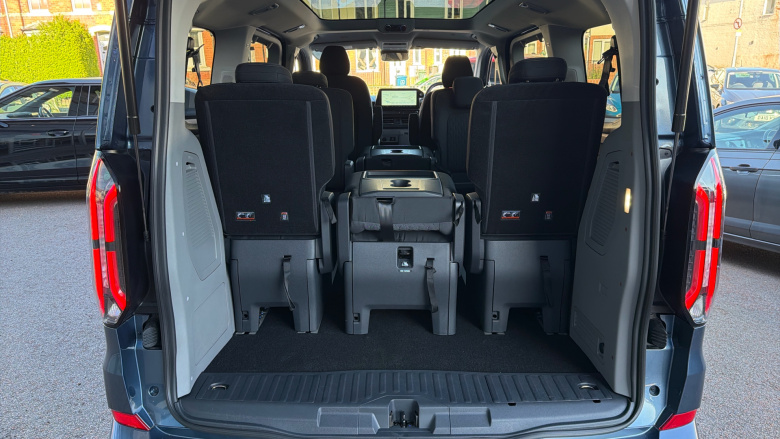Ford Tourneo Custom 340 L1 Petrol Fwd 2.5 PHEV 232ps H1 Active 8 seater Auto